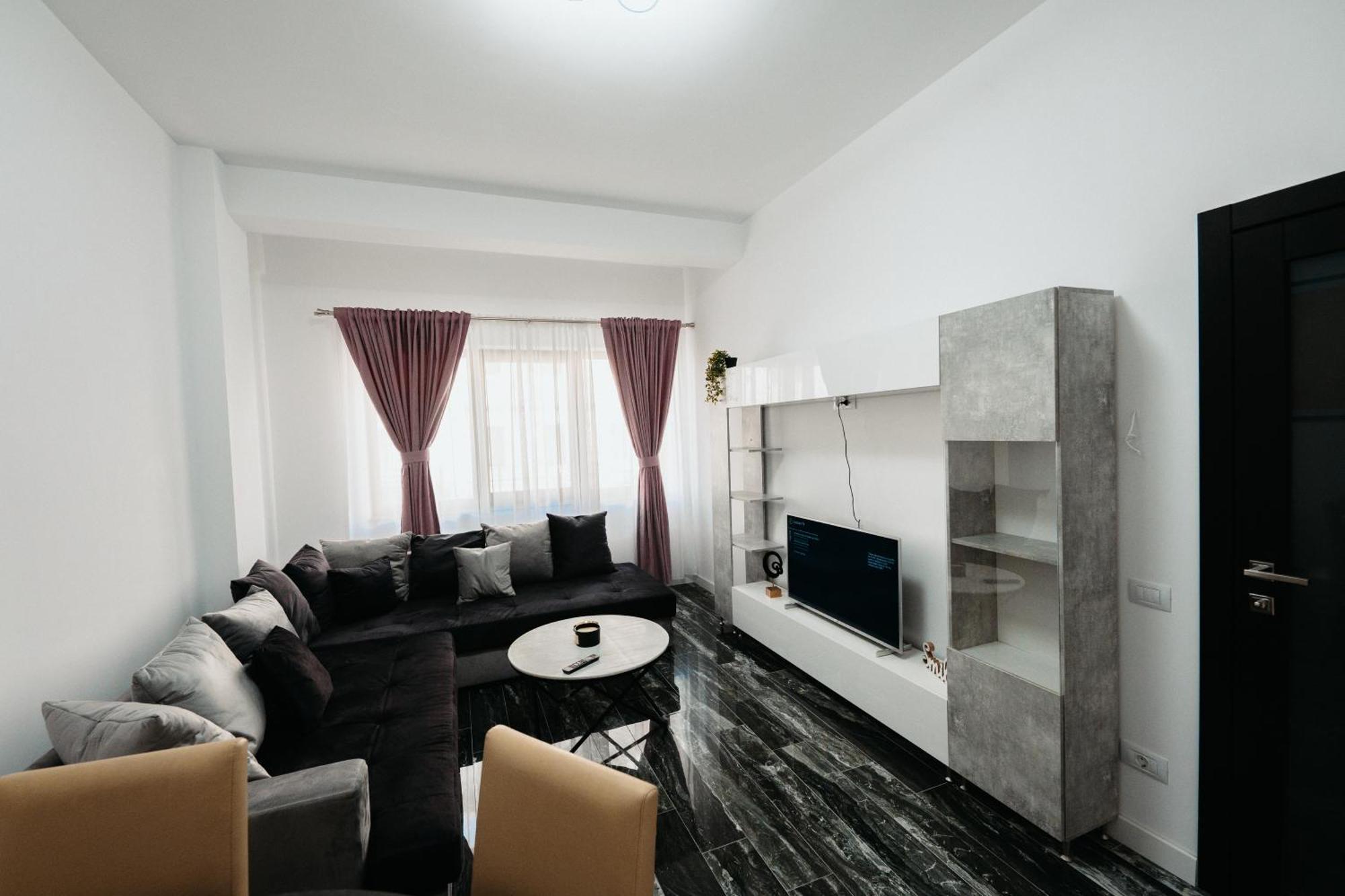 Luxury Cozy Apartments Suceava Bagian luar foto