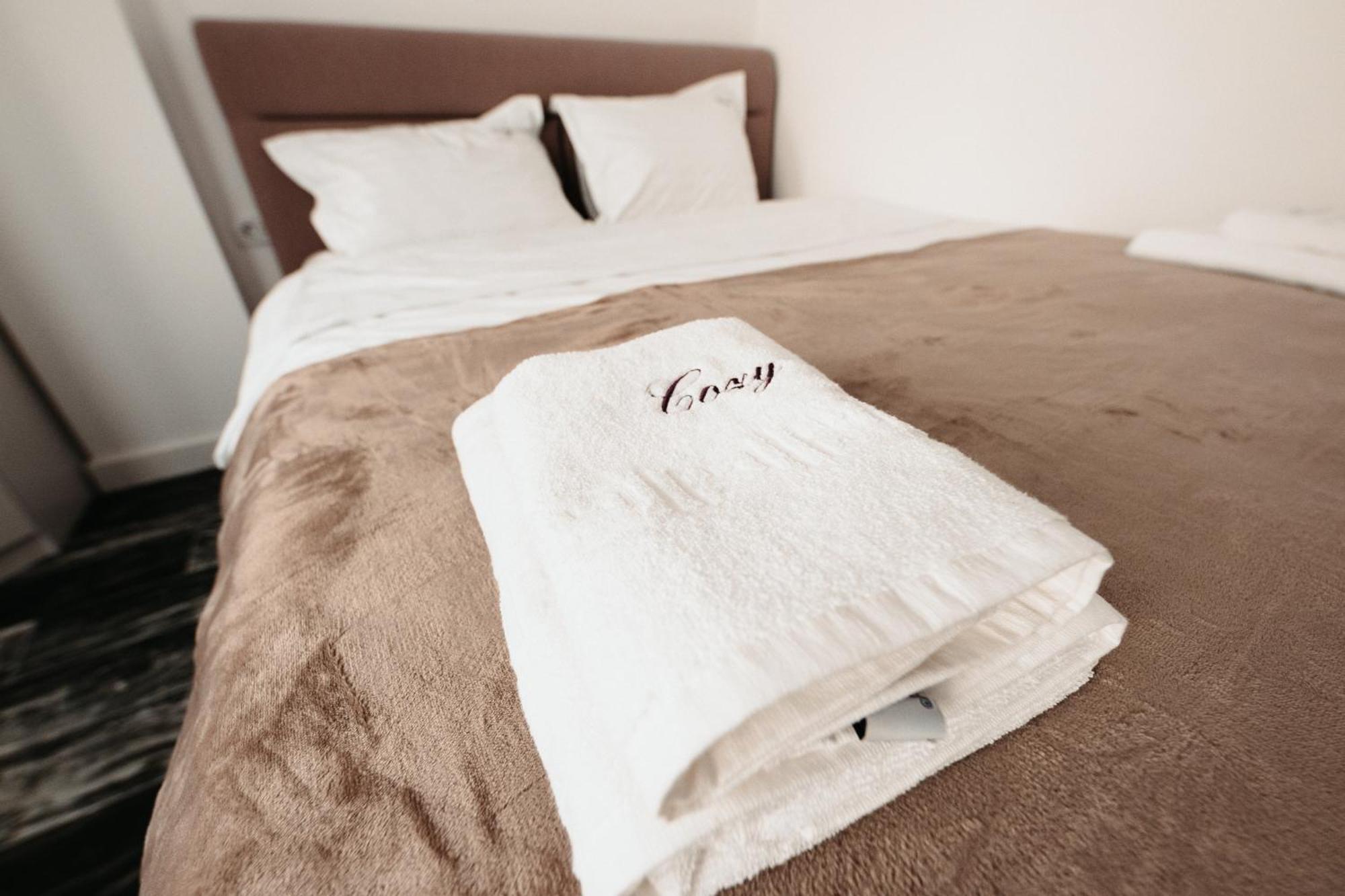 Luxury Cozy Apartments Suceava Bagian luar foto