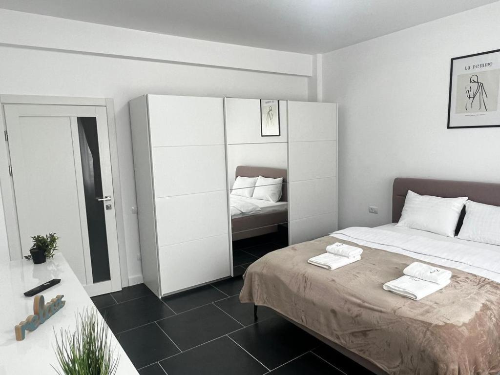 Luxury Cozy Apartments Suceava Bagian luar foto
