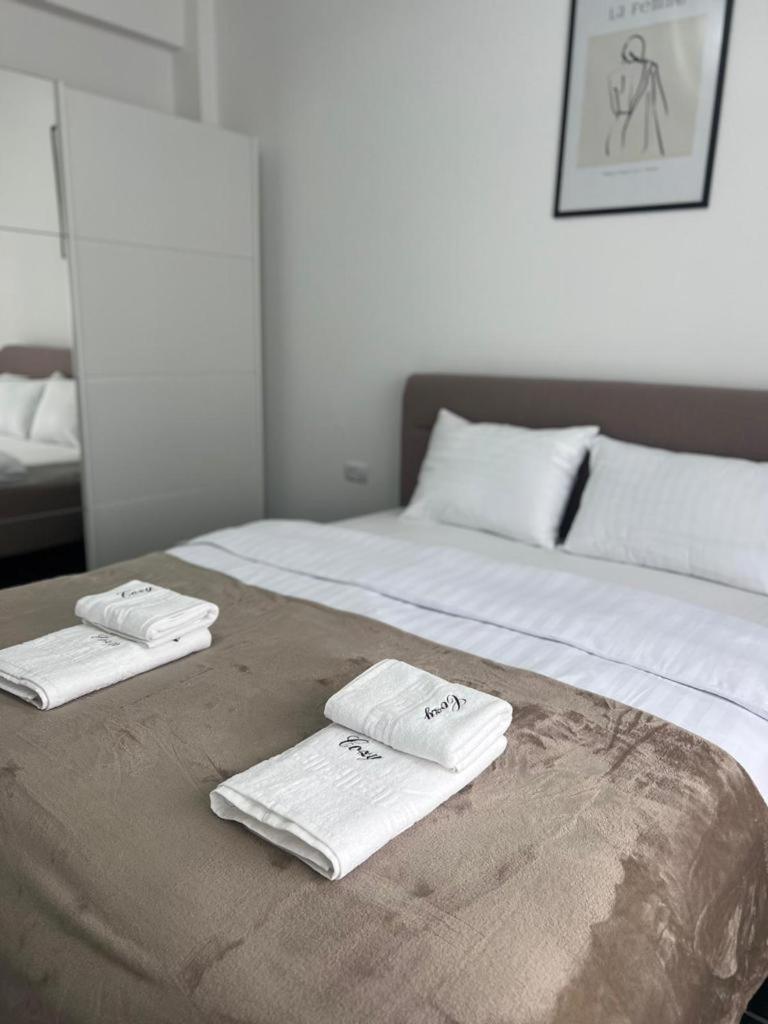 Luxury Cozy Apartments Suceava Bagian luar foto