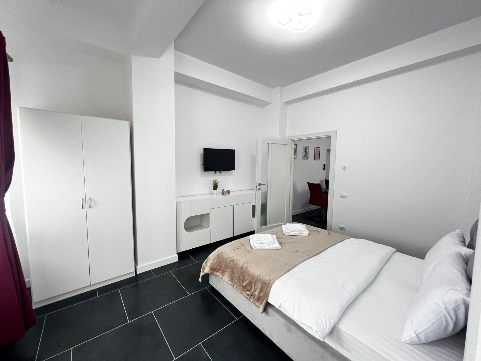 Luxury Cozy Apartments Suceava Bagian luar foto